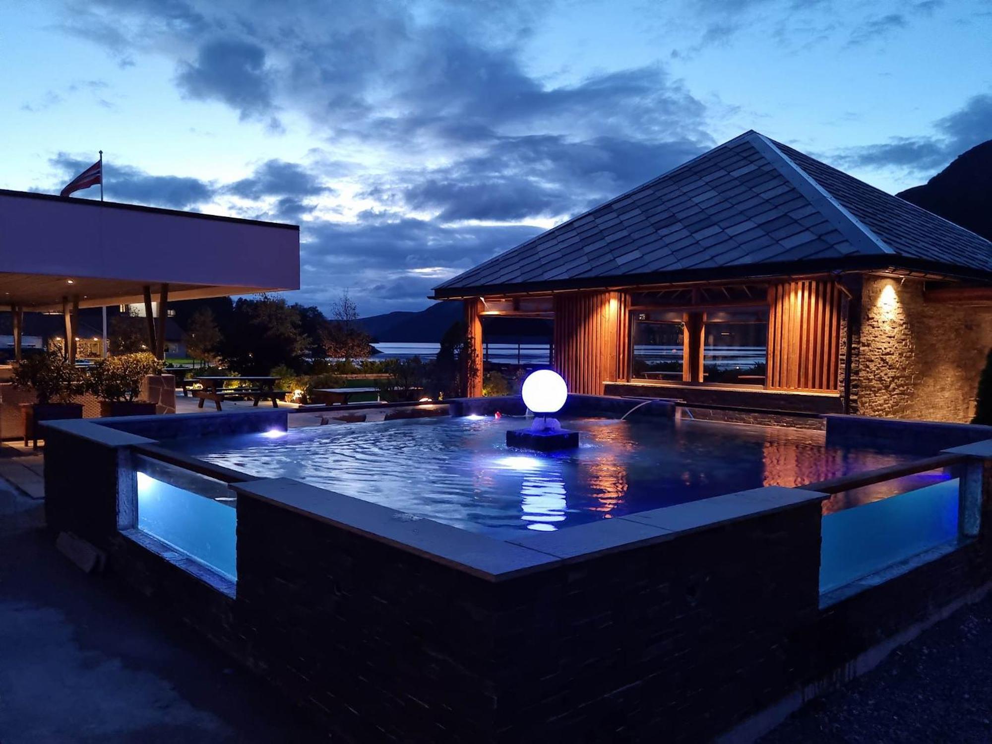 Bremanger Fjord Hotell Svelgen Exterior foto